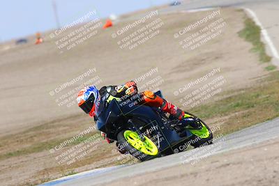 media/Mar-07-2022-Fun Track Dayz (Mon) [[9cc4a7dca7]]/Intermediate Group/230pm (Outside Grapevine)/
